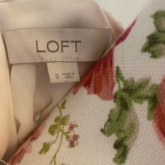 Gorgeous Loft off white shirt - Picture 6 of 9